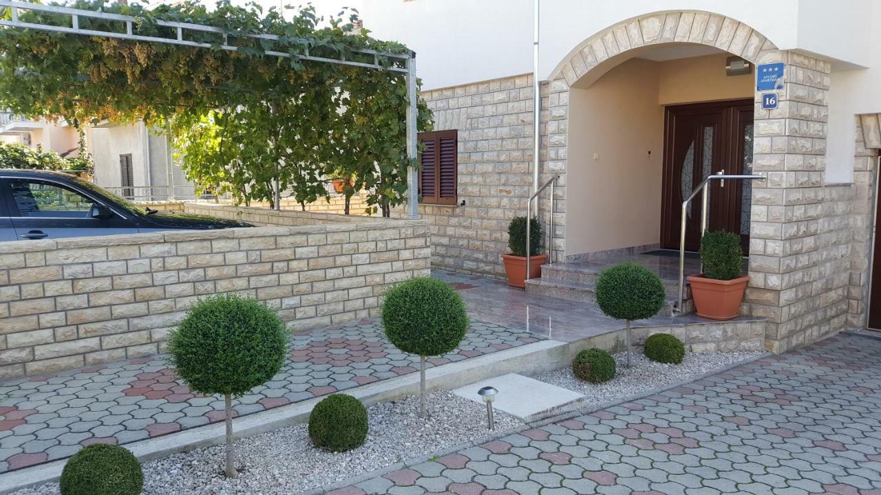 Apartmani M&M Biograd Na Moru Εξωτερικό φωτογραφία